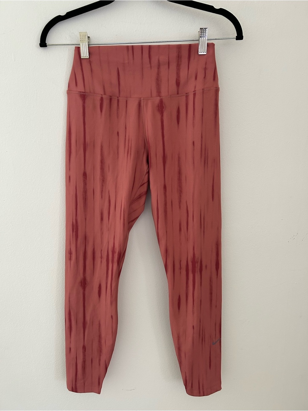 NWT Nike One Women's High-Waisted 7/8 Printed Leggings Size Medium - Picture 4 of 11